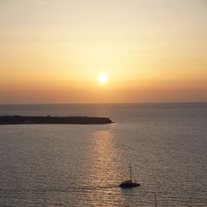 Preview wallpaper sea, pier, horizon, boats, sunset