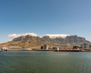 Preview wallpaper sea, port, mountains, clouds