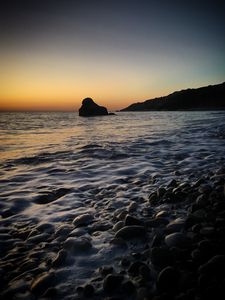 Preview wallpaper sea, rock, stones, pebbles, landscape