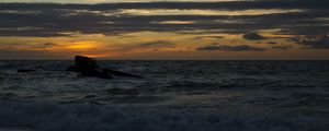 Preview wallpaper sea, rock, sunset, dark, landscape