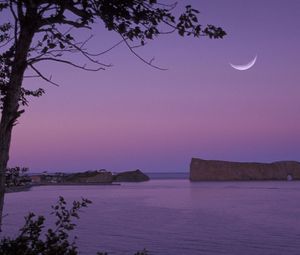 Preview wallpaper sea, rocks, evening, moon