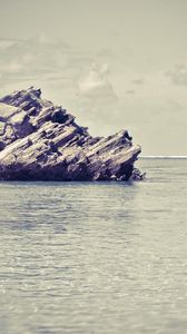 Preview wallpaper sea, rocks, sky, summer, beautiful, landscape