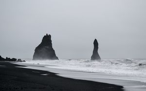 Preview wallpaper sea, rocks, waves, bw