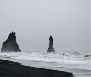 Preview wallpaper sea, rocks, waves, bw