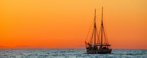 Preview wallpaper sea, sailboat, horizon