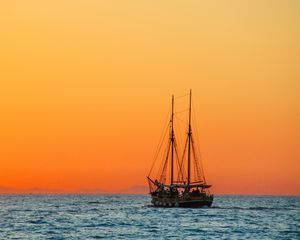 Preview wallpaper sea, sailing, boat, sunset