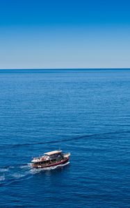 Preview wallpaper sea, ship, horizon, ripples, water