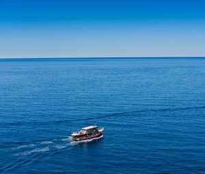 Preview wallpaper sea, ship, horizon, ripples, water