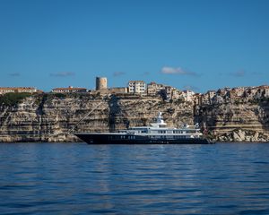 Preview wallpaper sea, ship, rocks, buildings