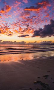 Preview wallpaper sea, shore, sand, horizon