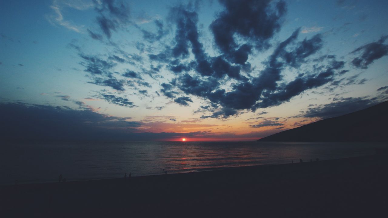Wallpaper sea, shore, sunset, clouds