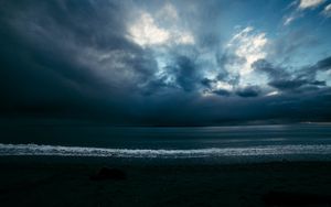 Preview wallpaper sea, shore, surf, night, overcast