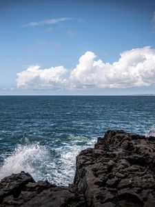 Preview wallpaper sea, splashes, foam, horizon, stones