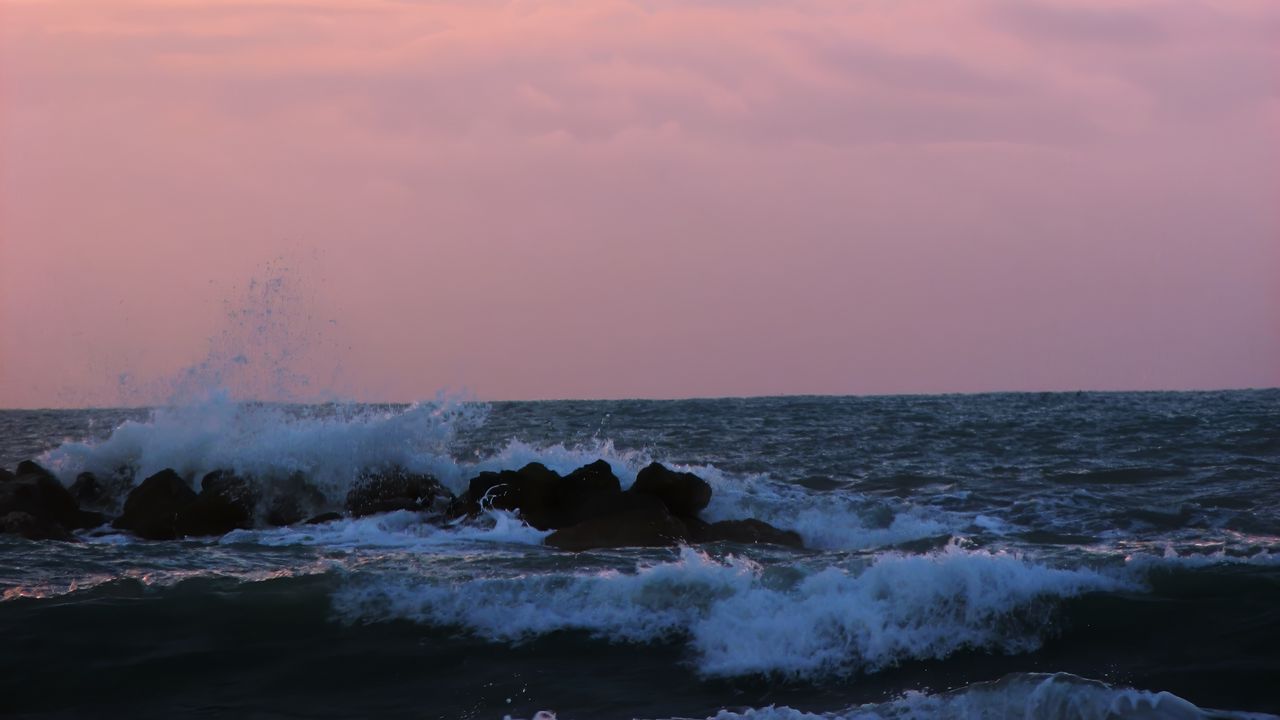 Wallpaper sea, splashes, waves, stones, horizon, nature