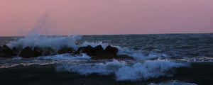 Preview wallpaper sea, splashes, waves, stones, horizon, nature