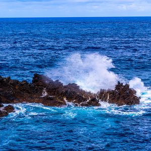 Preview wallpaper sea, splashes, waves, stones