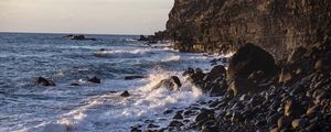 Preview wallpaper sea, spray, rocks, stones