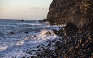 Preview wallpaper sea, spray, rocks, stones