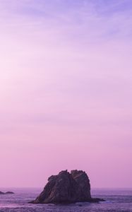 Preview wallpaper sea, stone, sky, lilac