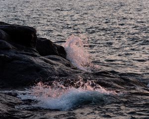 Preview wallpaper sea, stones, splashes, nature, landscape