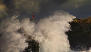 Preview wallpaper sea, storm, waves, rocks, lighthouse