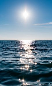 Preview wallpaper sea, sunlight, horizon, shine