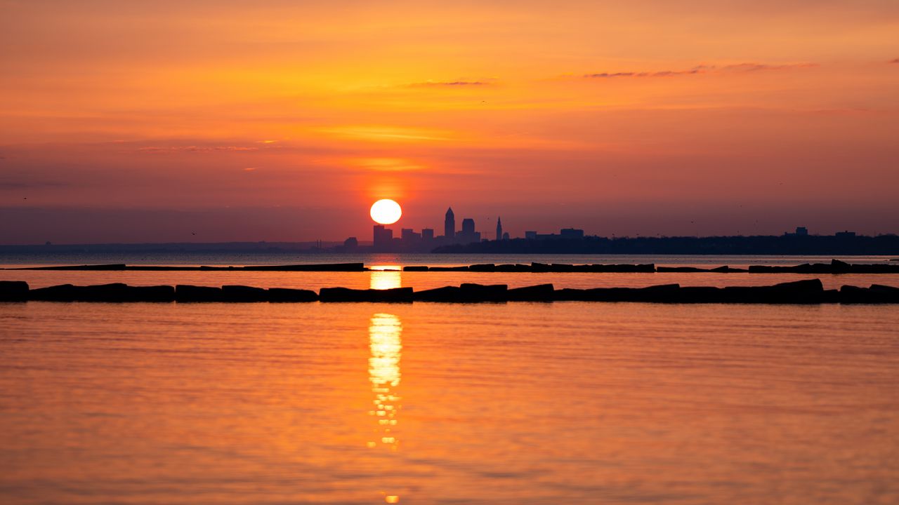 Wallpaper sea, sunset, city, dark