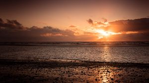 Preview wallpaper sea, sunset, clouds, dark