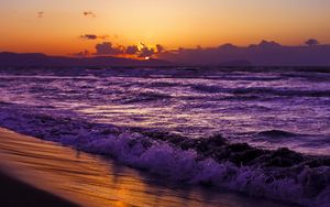 Preview wallpaper sea, sunset, coast, dark, beach