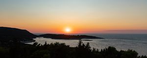 Preview wallpaper sea, sunset, horizon, island, landscape, nature