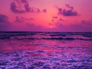 Preview wallpaper sea, sunset, horizon, surf, foam