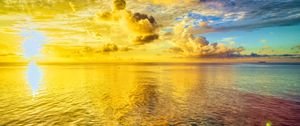 Preview wallpaper sea, sunset, horizon, clouds, sky