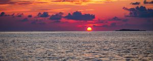 Preview wallpaper sea, sunset, horizon, sky, evening