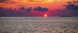 Preview wallpaper sea, sunset, horizon, sky, evening