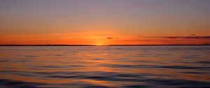 Preview wallpaper sea, sunset, horizon, evening, twilight, landscape