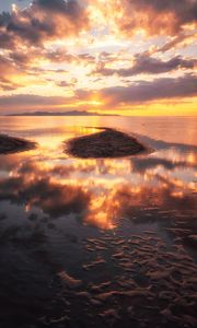 Preview wallpaper sea, sunset, horizon, coast
