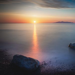 Preview wallpaper sea, sunset, horizon, landscape, stone