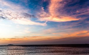 Preview wallpaper sea, sunset, sky, horizon, coast