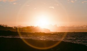 Preview wallpaper sea, sunset, sun, light, bright