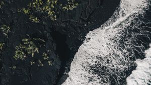 Preview wallpaper sea, surf, aerial view, foam, ocean, dark, rocks