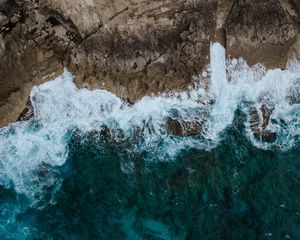 Preview wallpaper sea, surf, aerial view, rocks, foam