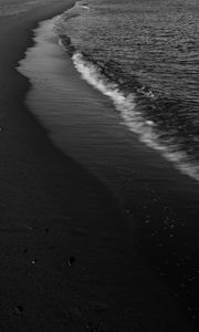 Preview wallpaper sea, surf, bw, foam, coast, sand, dark