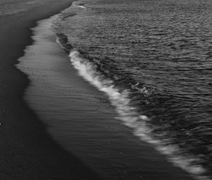 Preview wallpaper sea, surf, bw, foam, coast, sand, dark