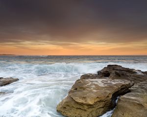 Preview wallpaper sea, surf, stones, horizon, waves