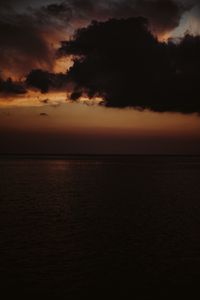 Preview wallpaper sea, twilight, dark, horizon, clouds