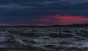 Preview wallpaper sea, twilight, horizon, waves, clouds, evening, dark