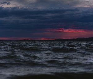 Preview wallpaper sea, twilight, horizon, waves, clouds, evening, dark