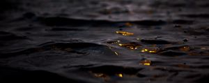 Preview wallpaper sea, water, glare, dark