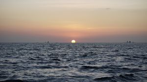 Preview wallpaper sea, water, horizon, sun, sunset