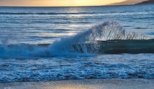 Preview wallpaper sea, water, wave, spray